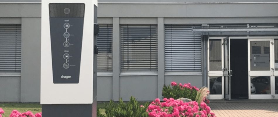 Borne de charge Hager